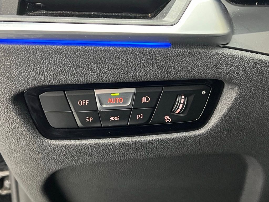 Certified 2022 BMW 430i Coupe w/ Convenience Package image 20