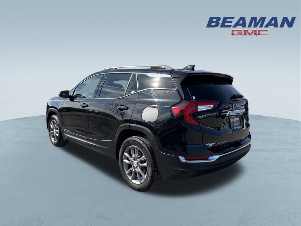 Used 2024 GMC Terrain SLT image 5