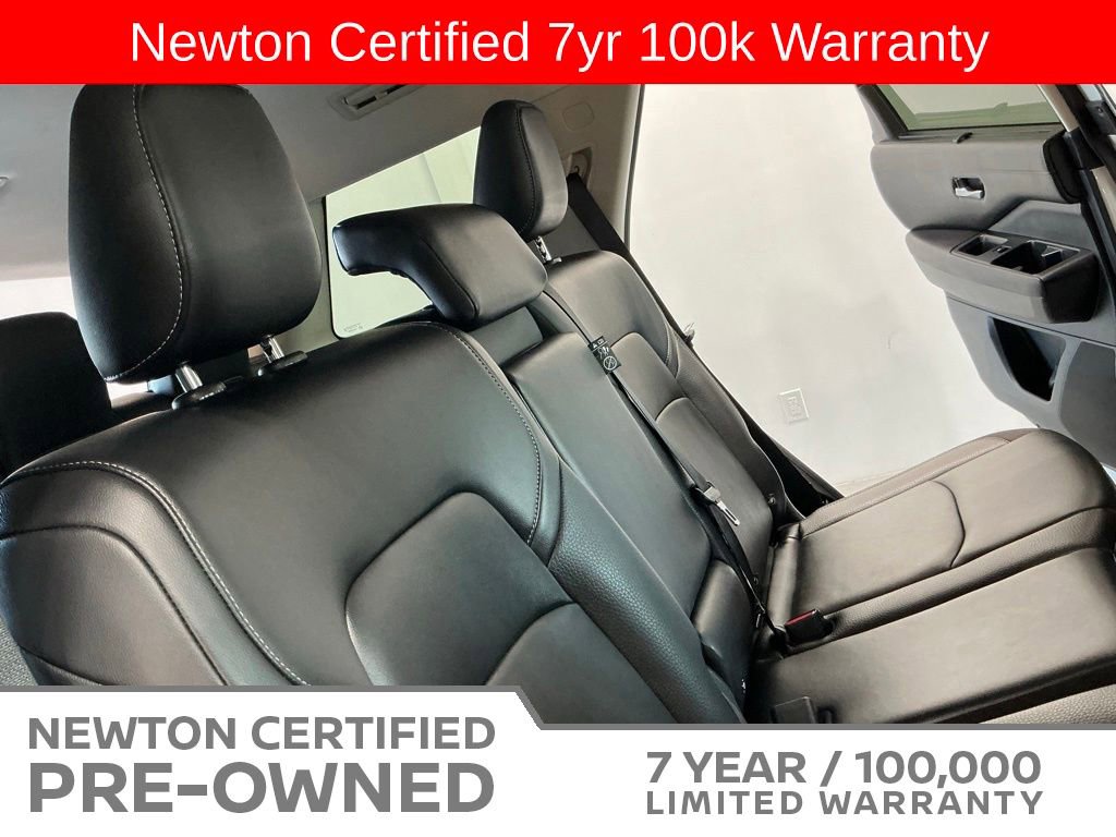 Used 2024 Nissan Pathfinder SL AWD/4WD image 20
