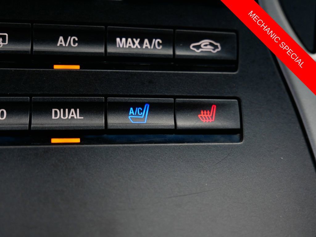 Used 2016 Lincoln MKX Reserve w/ Technology Package image 26