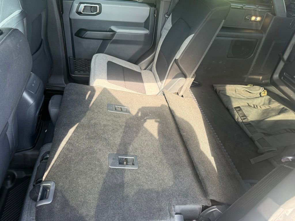 Used 2023 Ford Bronco Big Bend w/ Sasquatch Package AWD/4WD image 36