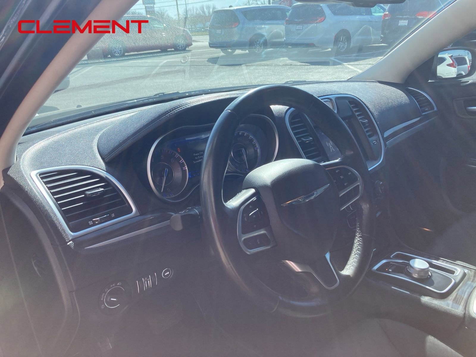Used 2021 Chrysler 300 Touring image 18