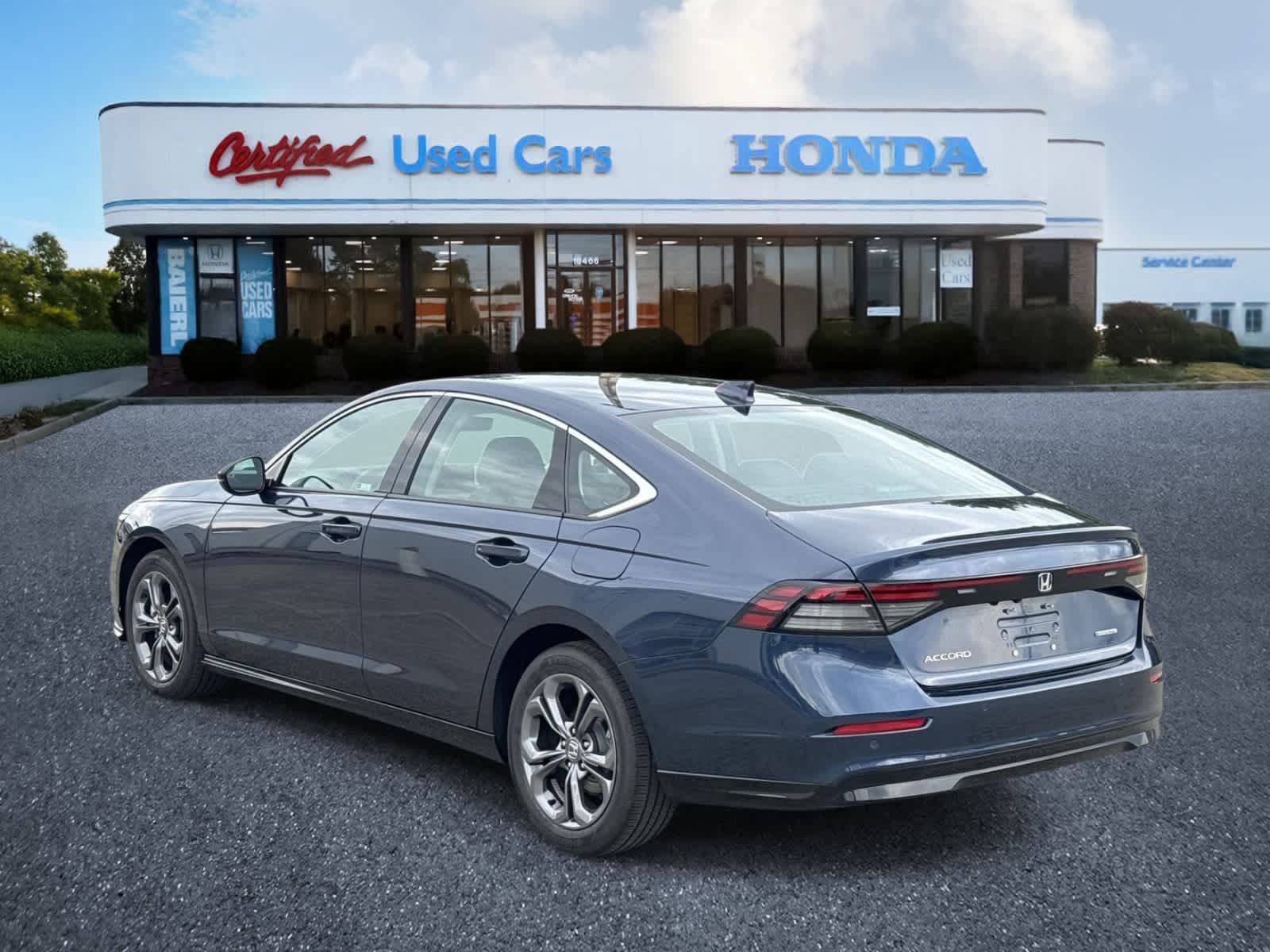 Used 2025 Honda Accord EX-L image 3