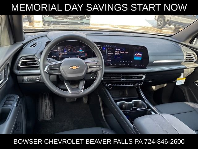 New 2026 Chevrolet Traverse LT w/ Driver Confidence Package AWD/4WD image 7
