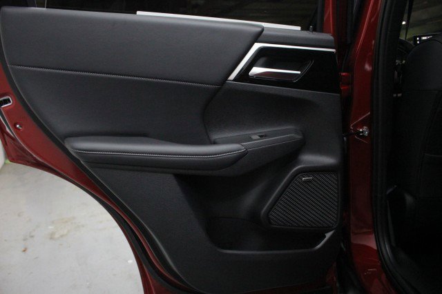 New 2026 Mitsubishi Outlander SE image 26