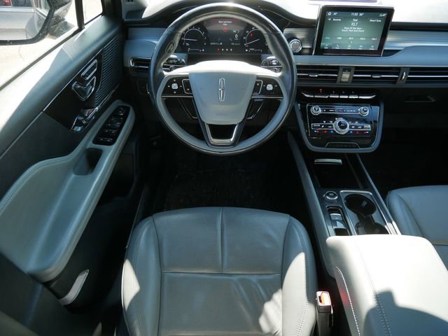 Used 2022 Lincoln Corsair AWD w/ Premium Package image 10