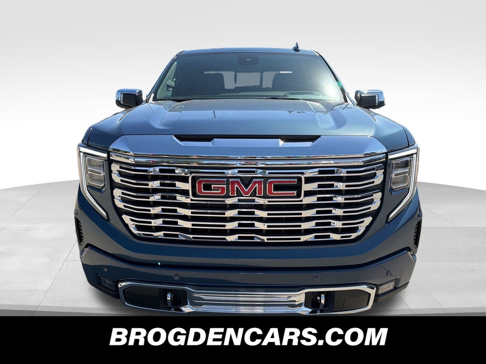 New 2026 GMC Sierra 1500 Denali w/ Technology Package AWD/4WD image 8