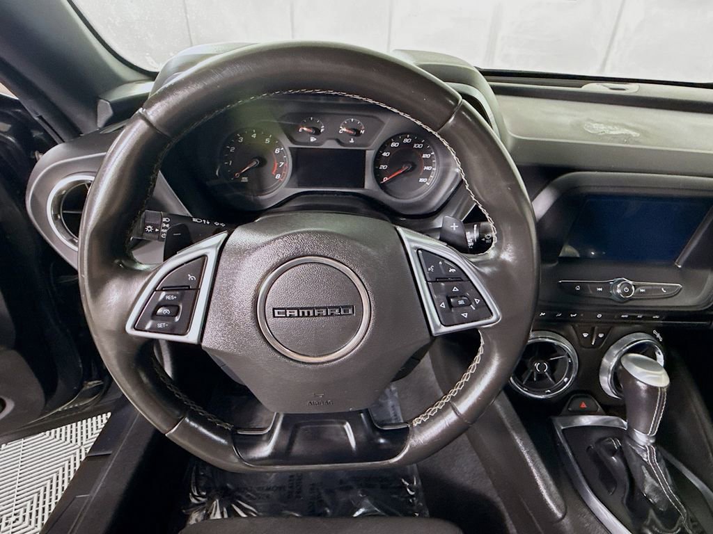 Used 2018 Chevrolet Camaro LT RWD image 18