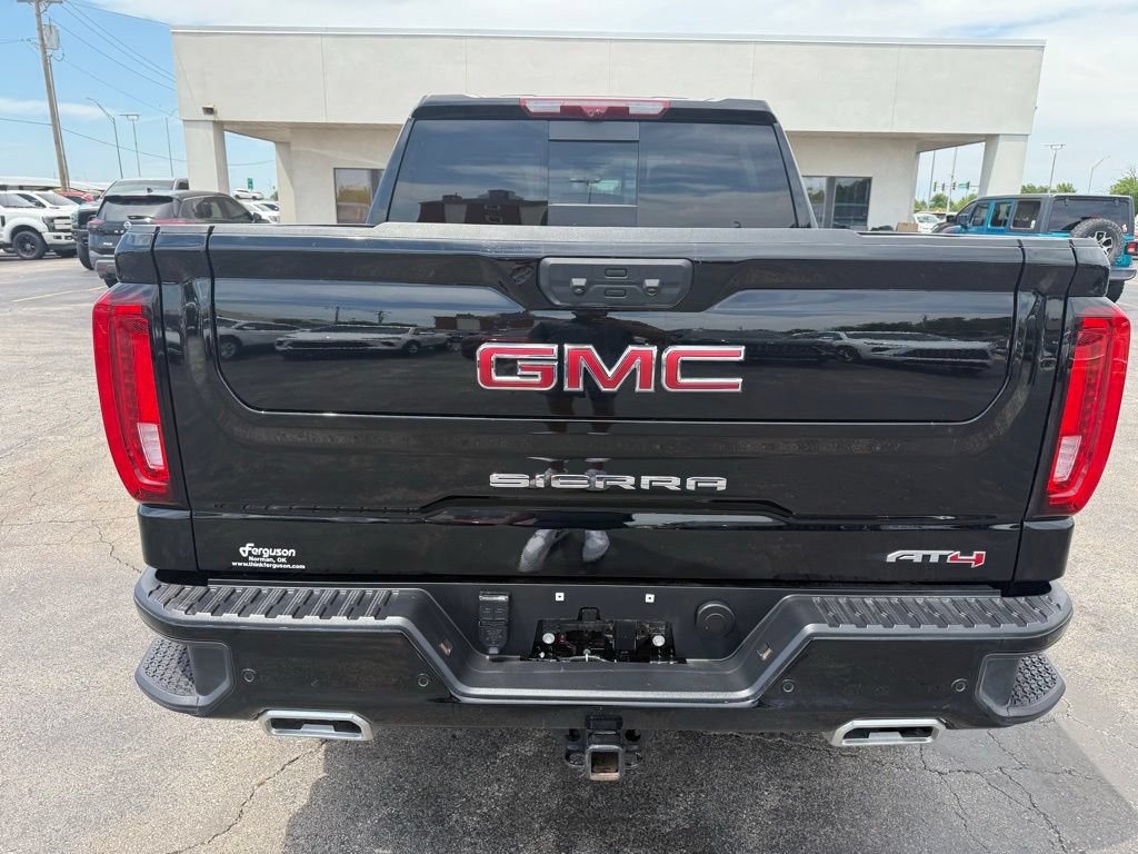 Used 2025 GMC Sierra 1500 AT4 w/ AT4 Premium Package AWD/4WD image 10