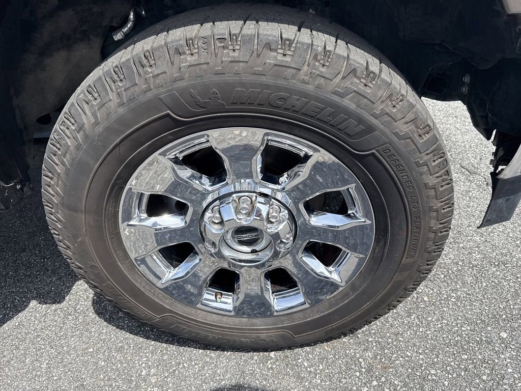 Used 2019 Ford F250 Lariat w/ Lariat Ultimate Package AWD/4WD image 13