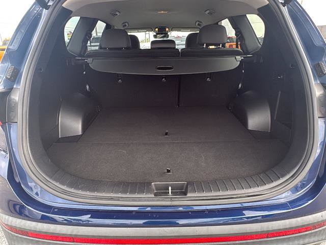 Used 2023 Hyundai Santa Fe SEL image 11