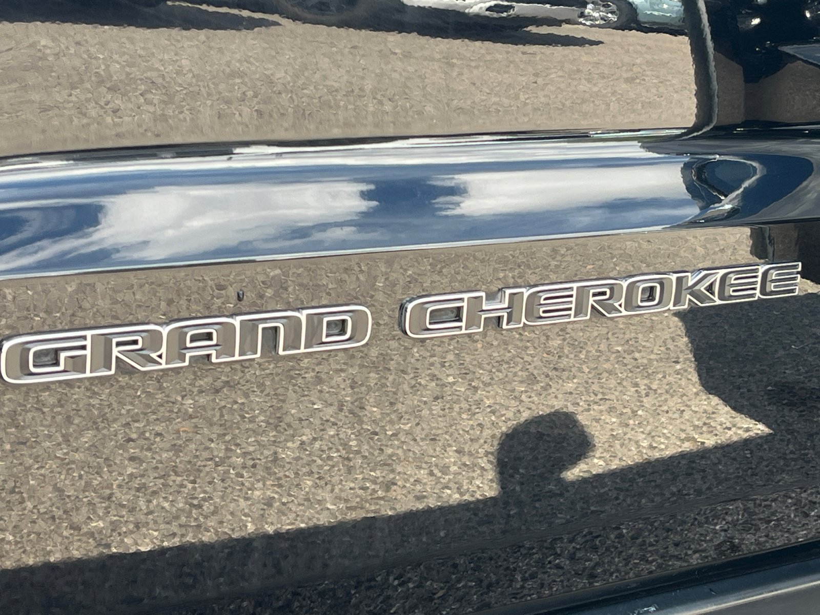 Used 2020 Jeep Grand Cherokee Limited w/ Premium Lighting Group RWD image 32
