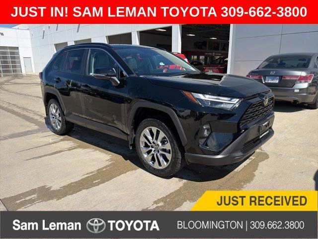 Used 2025 Toyota RAV4 XLE Premium w/ Weather Package