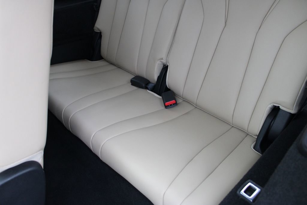 Used 2022 Acura MDX SH-AWD image 23