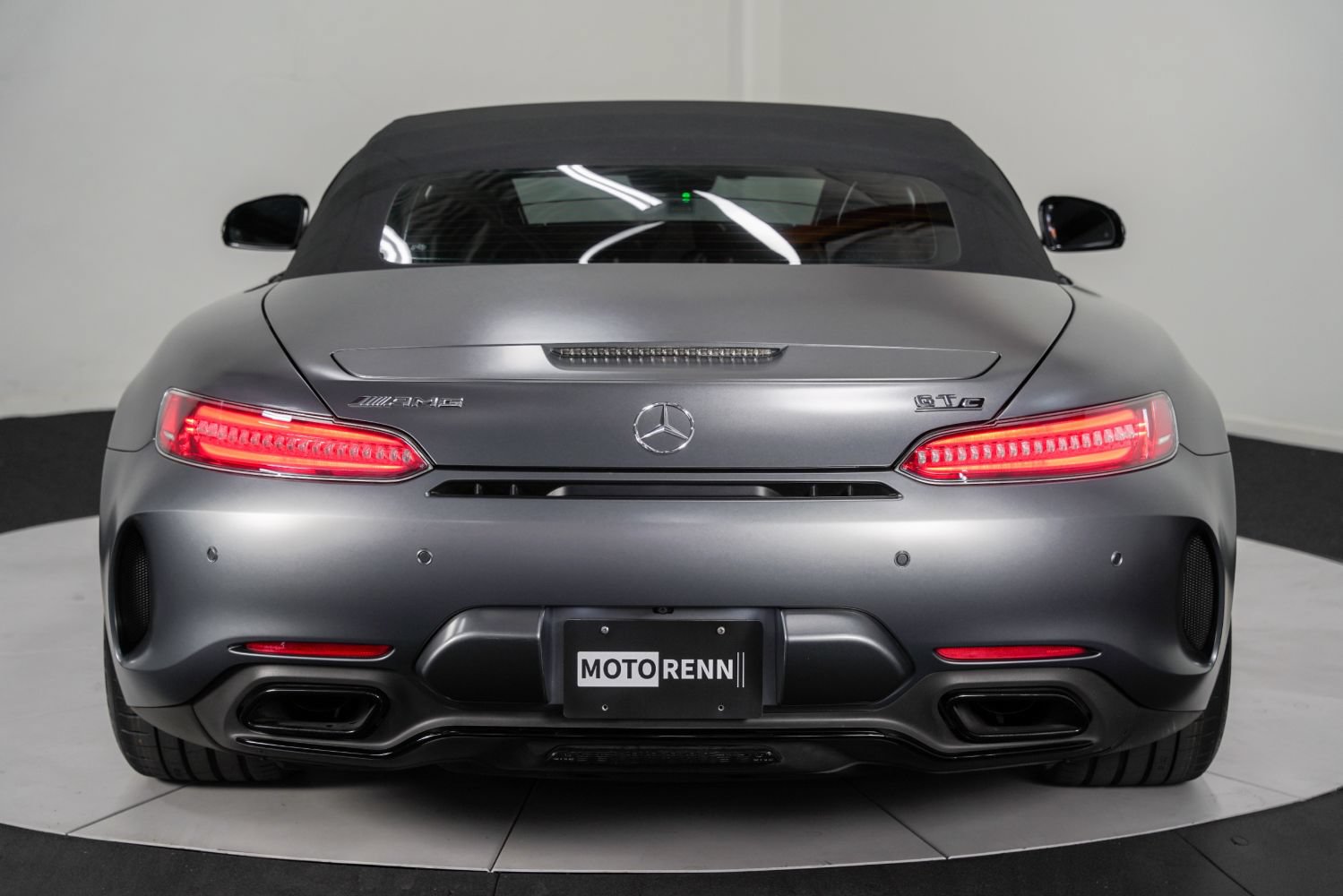 Used 2018 Mercedes-Benz AMG GT C image 9
