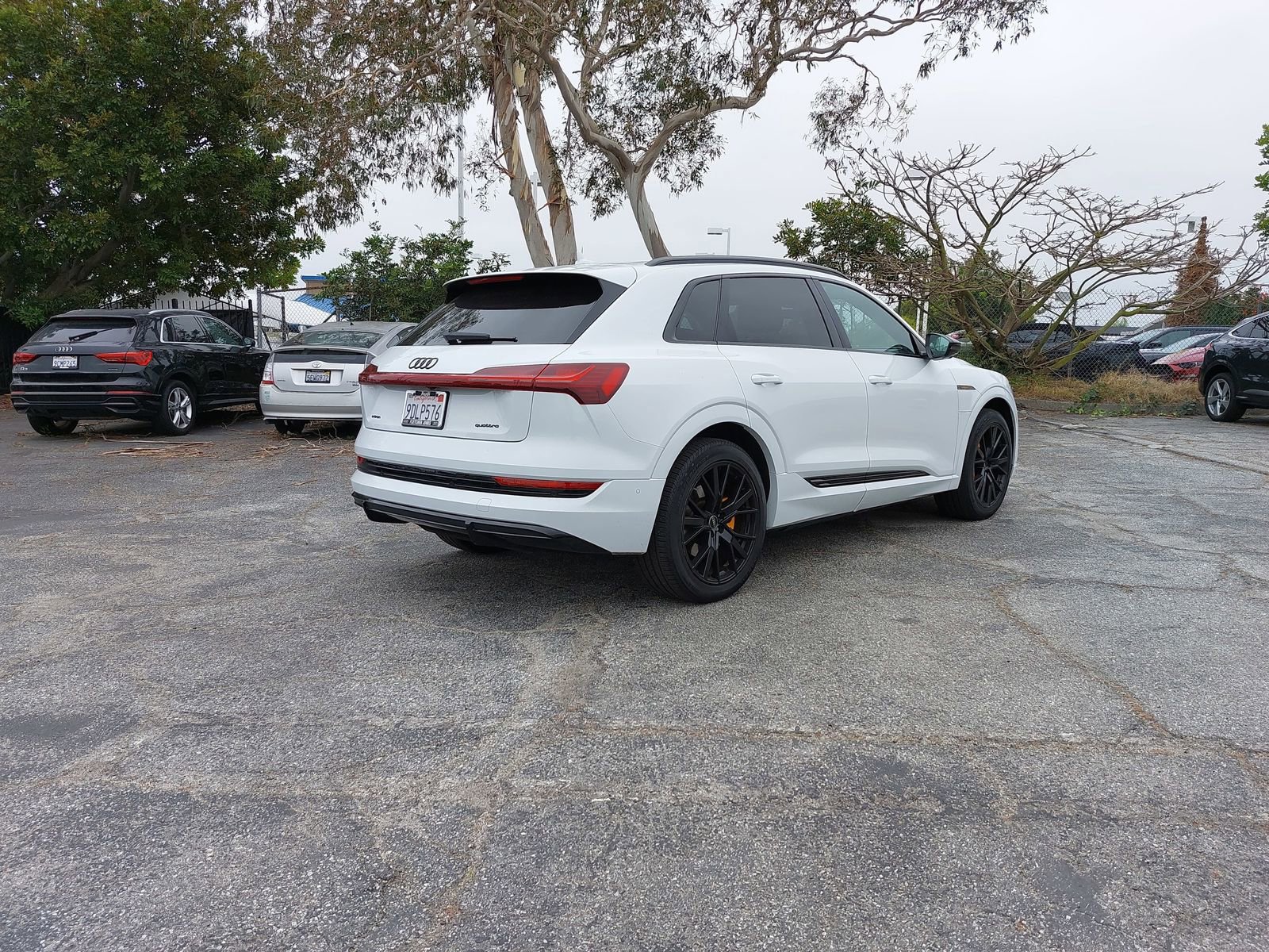 Used 2023 Audi e-tron Chronos AWD/4WD image 3