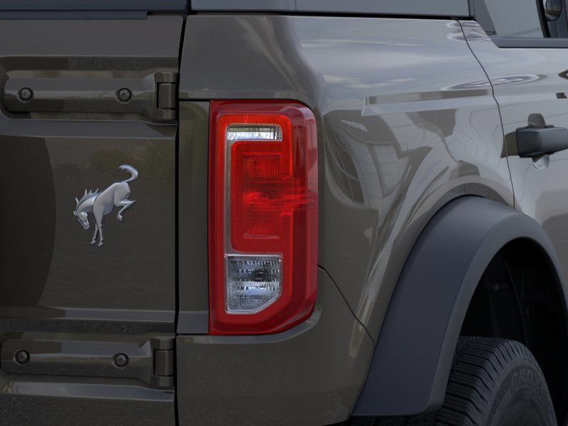New 2026 Ford Bronco 4-Door AWD/4WD image 24