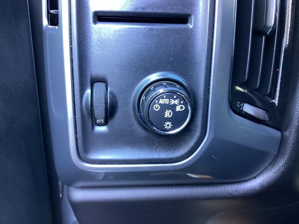 Used 2017 Chevrolet Silverado 1500 LT w/ LT Convenience Package image 59