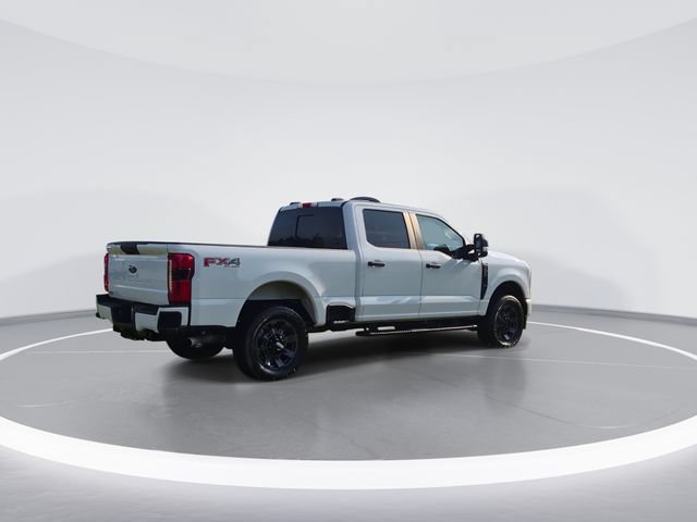 Used 2024 Ford F250 XL w/ STX Appearance Package AWD/4WD image 8