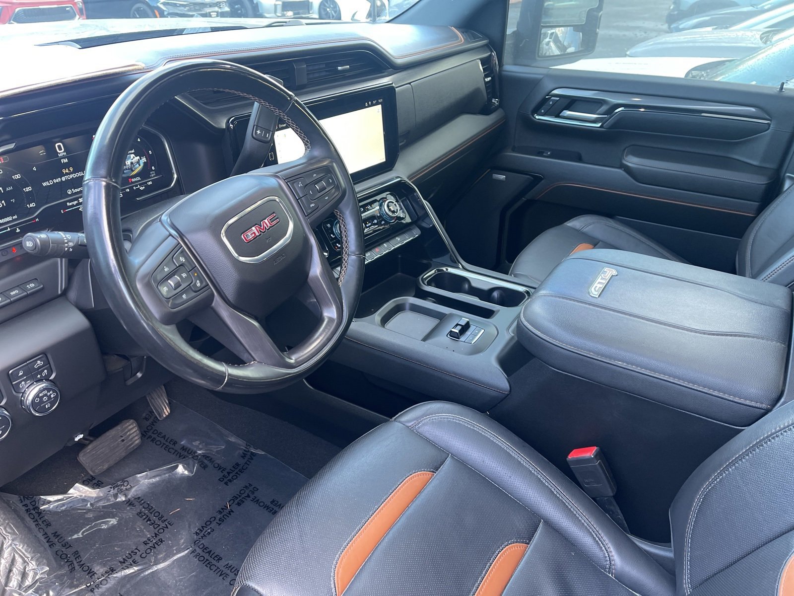 Used 2024 GMC Sierra 3500 AT4 w/ AT4 Premium Plus Package image 5