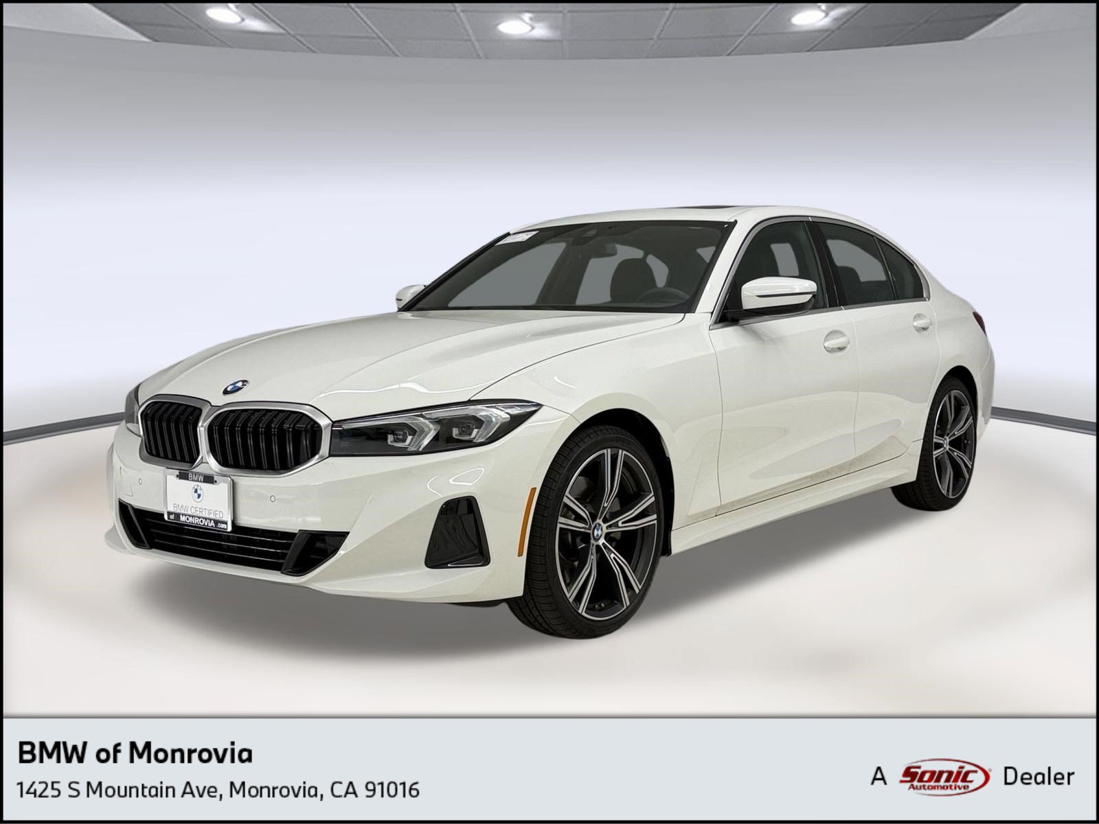 Certified 2024 BMW 330i Sedan w/ Convenience Package RWD image 1