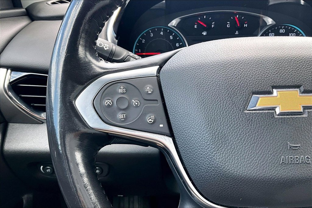 Used 2020 Chevrolet Traverse LT w/ Driver Confidence II Package AWD/4WD image 18