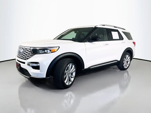 Used 2023 Ford Explorer Platinum w/ Technology Package image 4