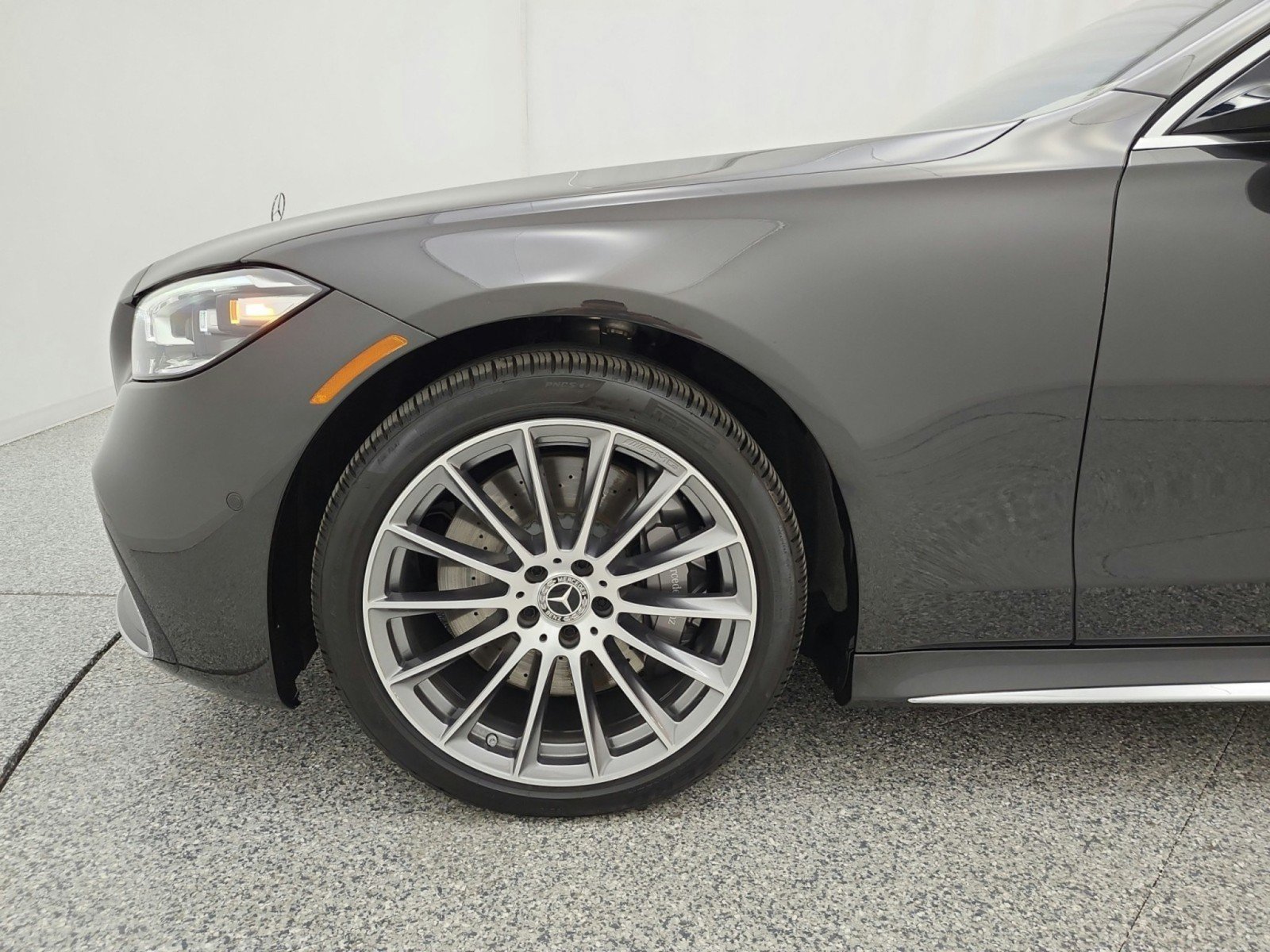 Certified 2025 Mercedes-Benz S 580 4MATIC Sedan image 17