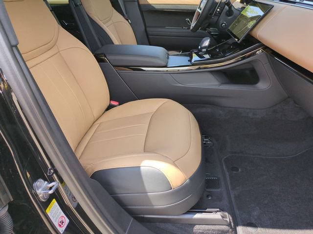 New 2026 Land Rover Range Rover Sport Dynamic SE AWD/4WD image 18