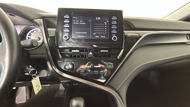 Used 2024 Toyota Camry SE FWD image 22