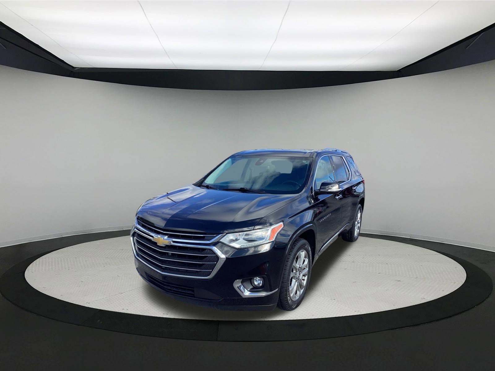 Used 2018 Chevrolet Traverse Premier w/ Driver Confidence II Package image 4