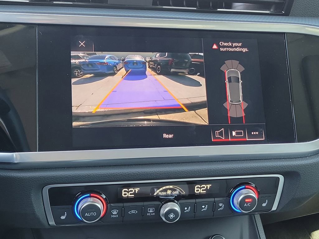 Used 2021 Audi Q3 2.0T Premium image 31