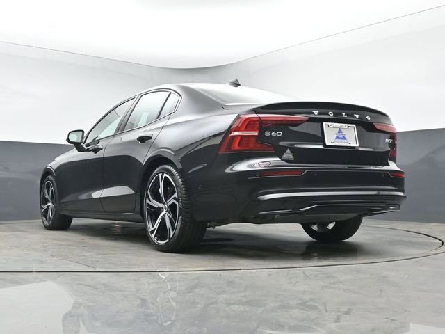 Used 2024 Volvo S60 B5 Plus image 39