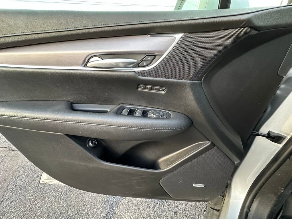 Used 2019 Cadillac XT5 Premium Luxury image 18
