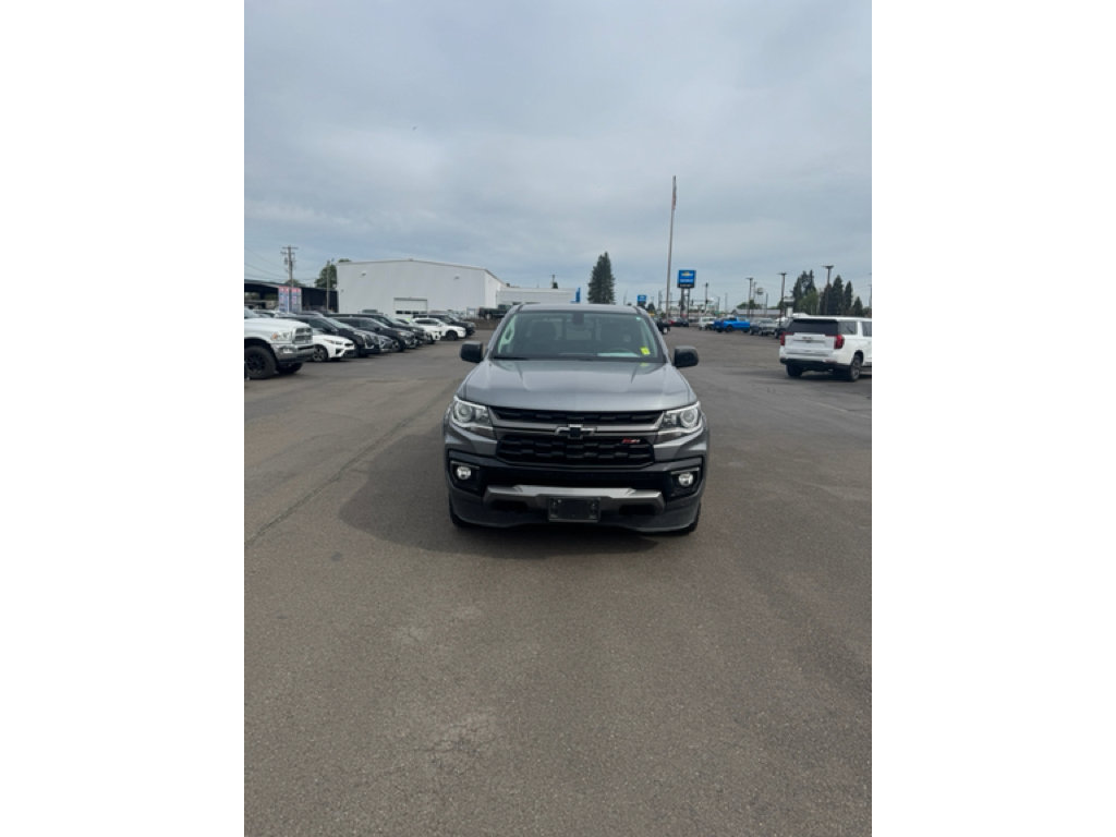 Used 2022 Chevrolet Colorado Z71 image 2
