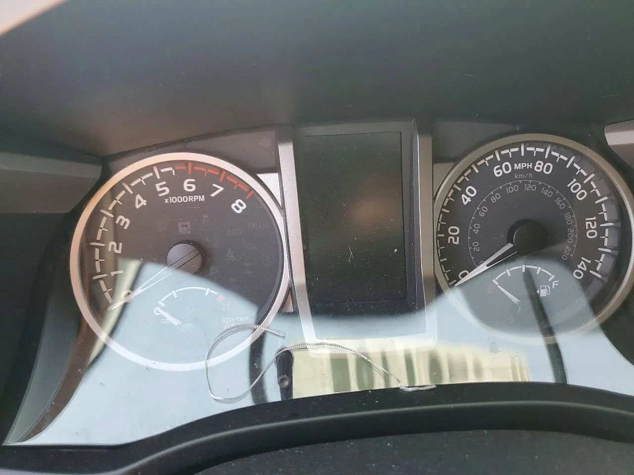 Used 2020 Toyota Tacoma SR5 RWD image 9