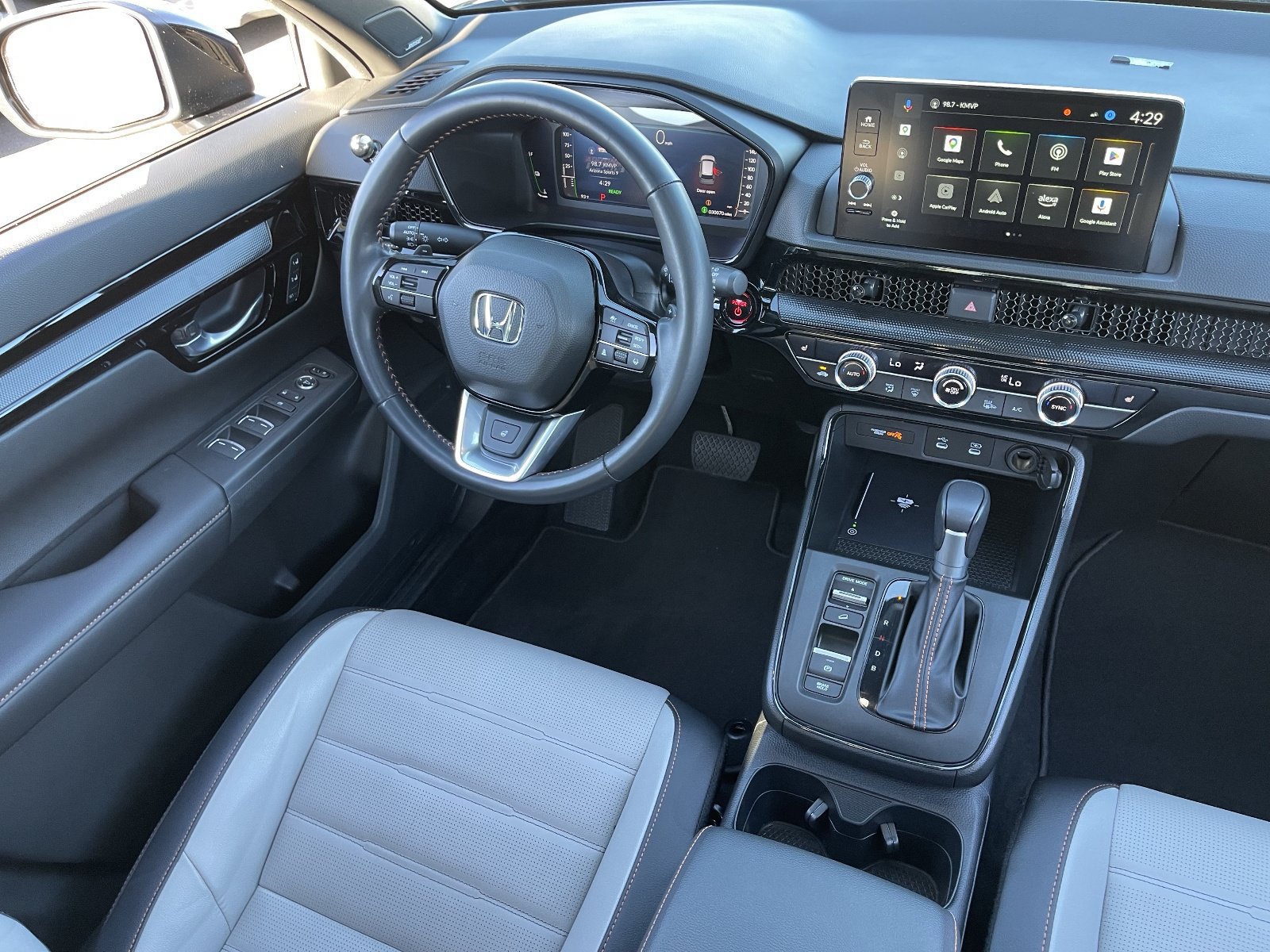 Used 2026 Honda CR-V Sport Touring image 16