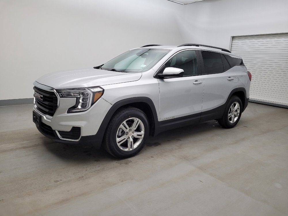 Used 2022 GMC Terrain SLE w/ Driver Convenience Package AWD/4WD image 2
