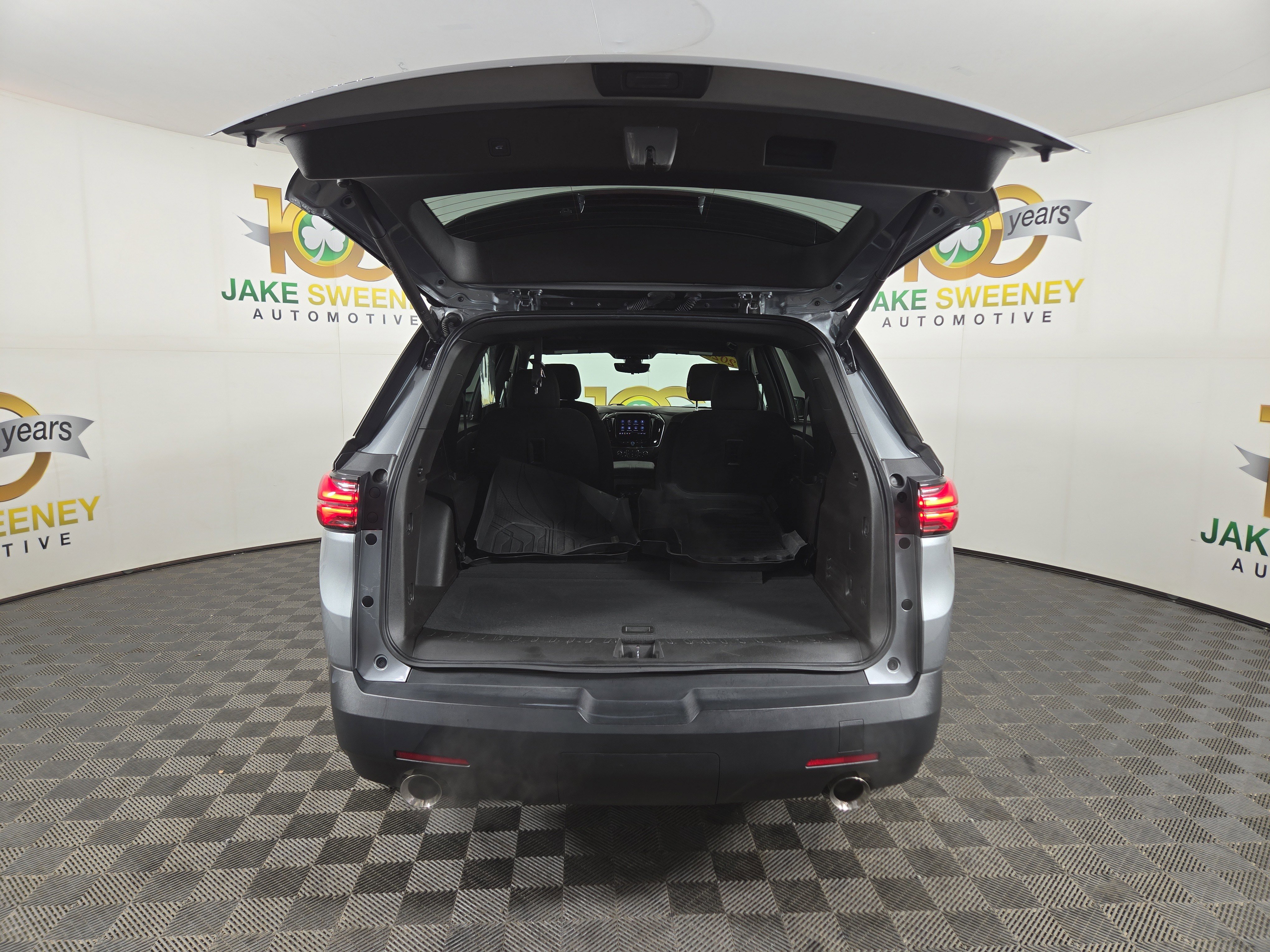 Certified 2023 Chevrolet Traverse LT image 34