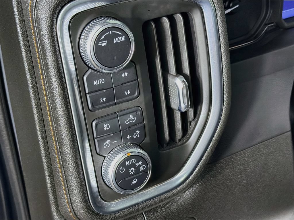 Used 2021 GMC Sierra 1500 AT4 w/ Driver Alert Package I AWD/4WD image 10