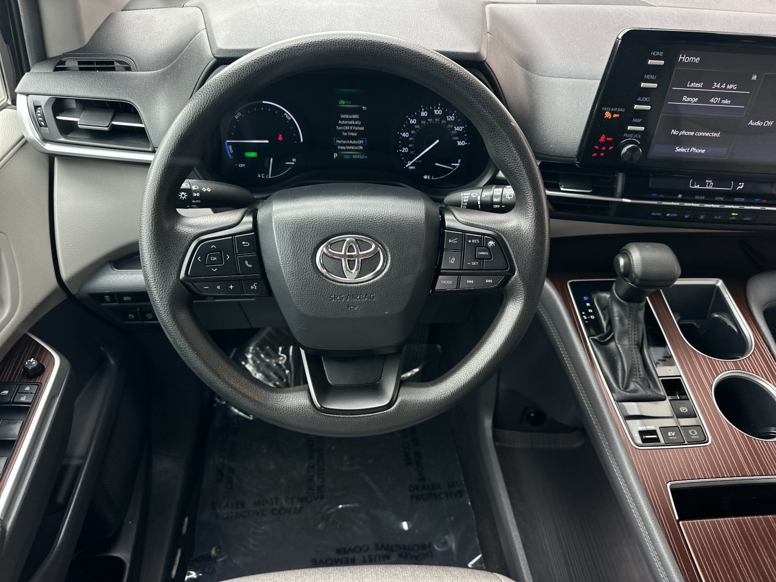 Used 2024 Toyota Sienna LE FWD image 13