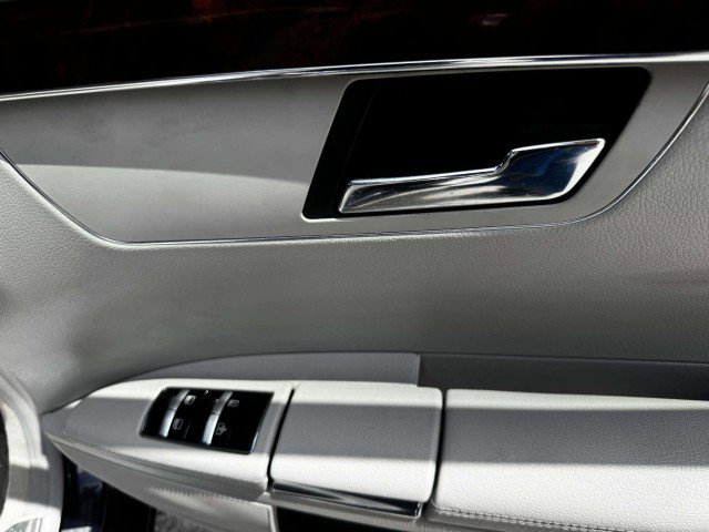 Used 2012 Mercedes-Benz S 550 4MATIC image 47