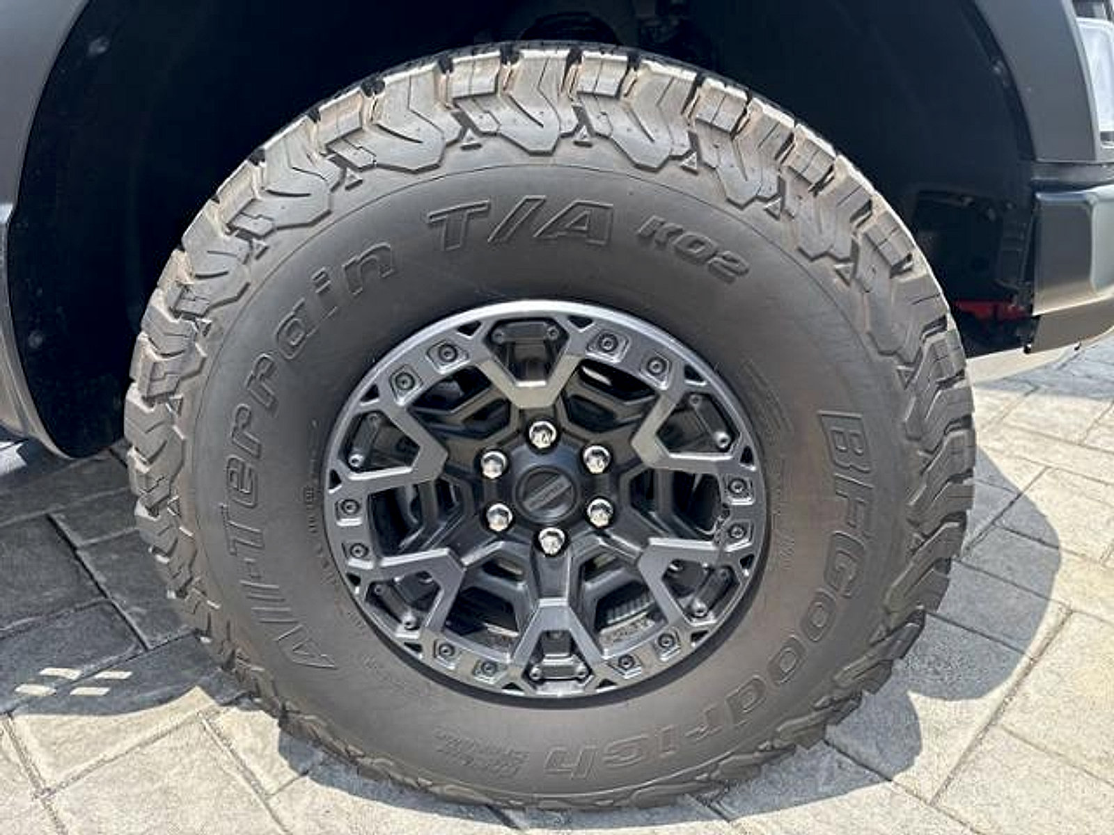 Used 2025 Ford F150 Raptor w/ Equipment Group 803A Raptor R AWD/4WD image 3