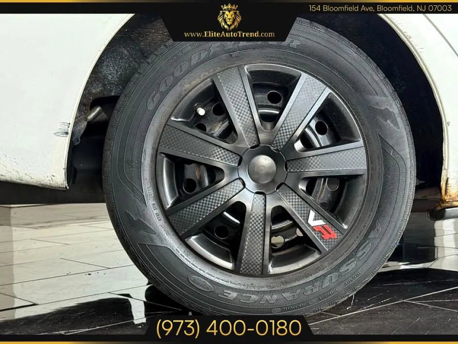 Used 2006 Toyota Camry LE image 23