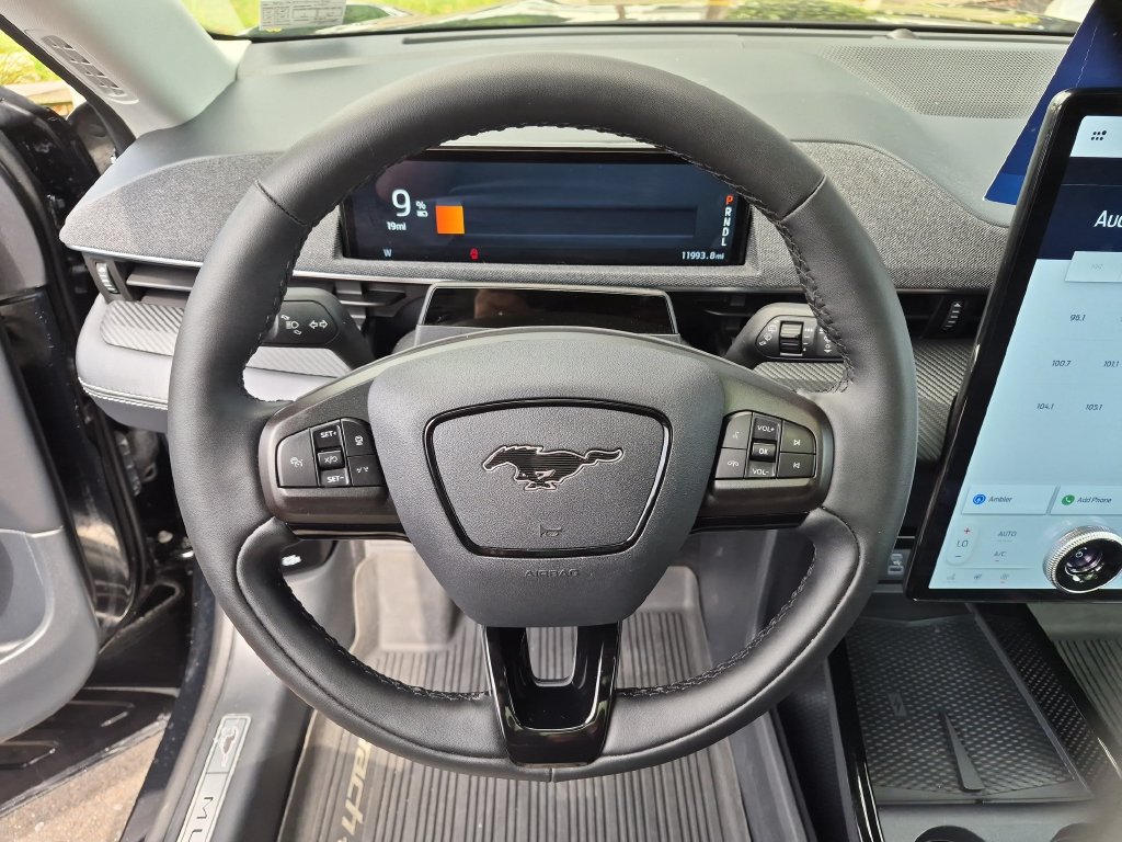 Certified 2023 Ford Mustang Mach-E Premium AWD/4WD image 17
