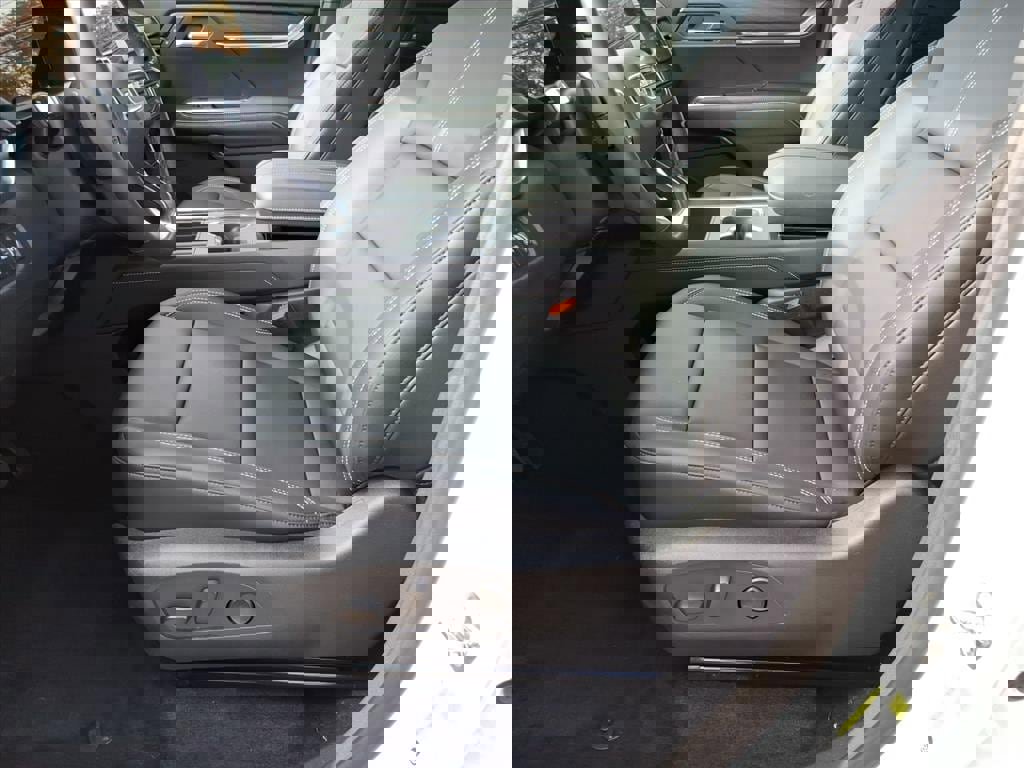 New 2026 GMC Acadia Elevation w/ Elevation Premium Package image 16