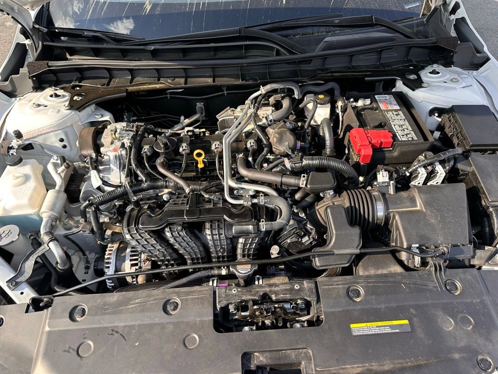 Used 2025 Nissan Altima 2.5 SV image 34