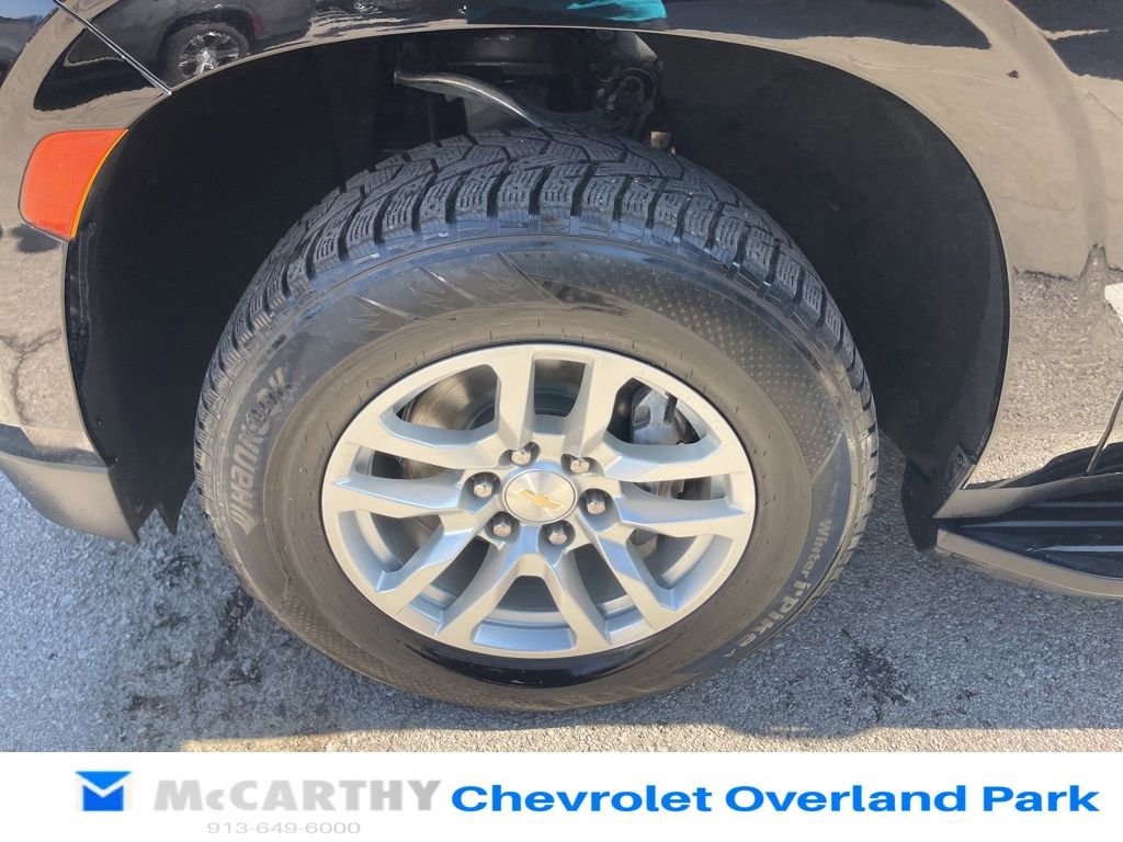 Used 2022 Chevrolet Suburban RST AWD/4WD image 9