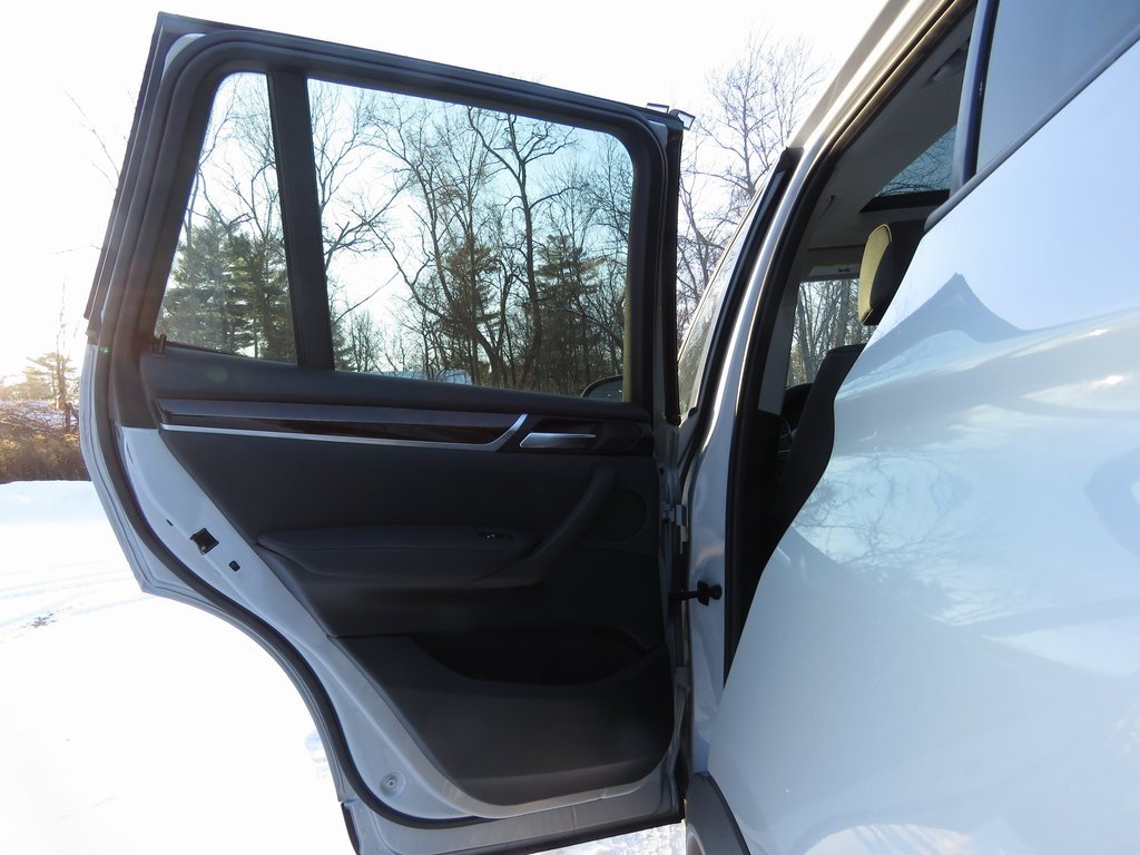 Used 2017 BMW X3 xDrive28i image 19