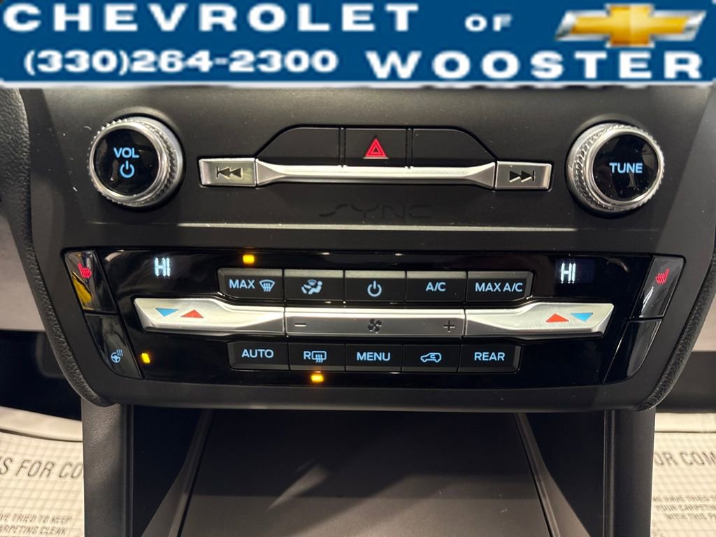 Used 2020 Ford Explorer XLT w/ Equipment Group 202A image 25